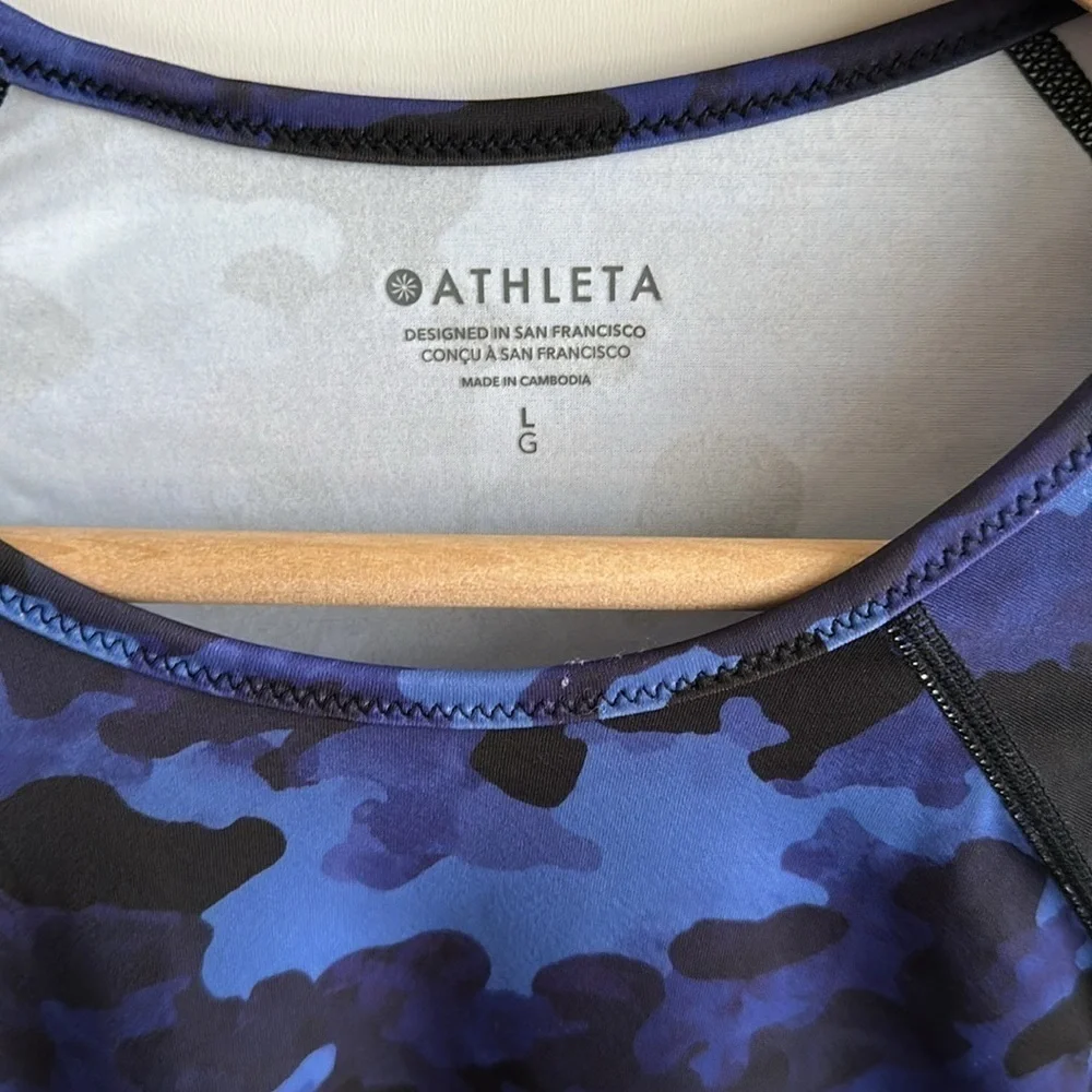 Athleta Rashguard